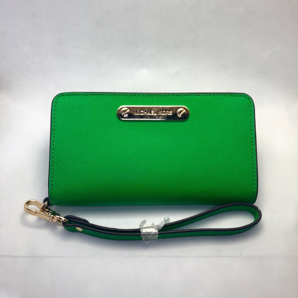 Michael Kors Jet Set travel wallet phone case